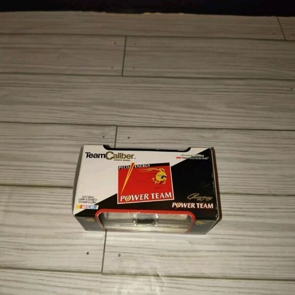 Team Caliber 2000 Racing #60 PECO Energy Power Team Geoffrey 1:64 NASCAR Car New - Picture 2 of 8